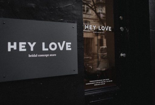 Brautkleider mit Style gibts bei Hey Love