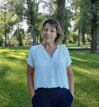 Gaby Renner freut sich auf Eure Hochzeit. Trauredner Chiemsee