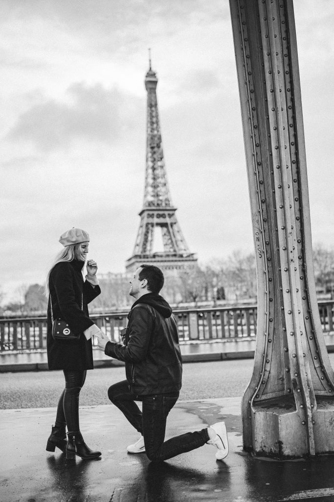 Heiratsantrag unter dem Eifelturm in Paris | Strauß & Fliege
