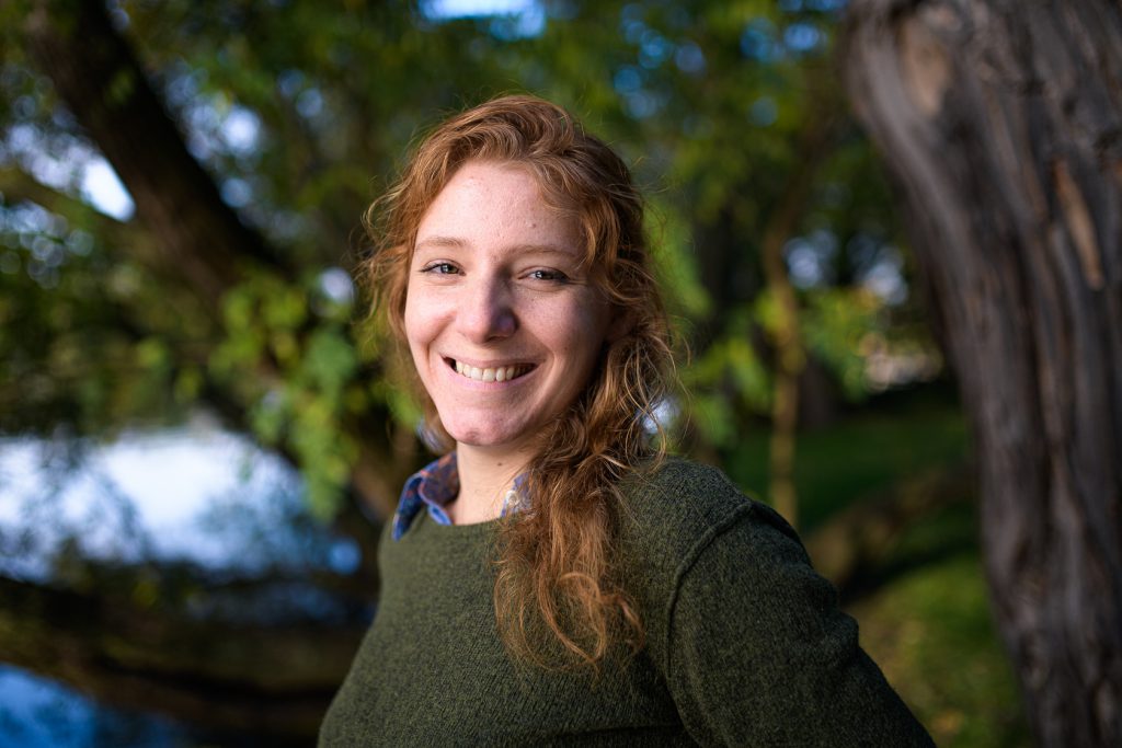 Rebekka Seaman ist Traurednerin in Berlin und bilingual