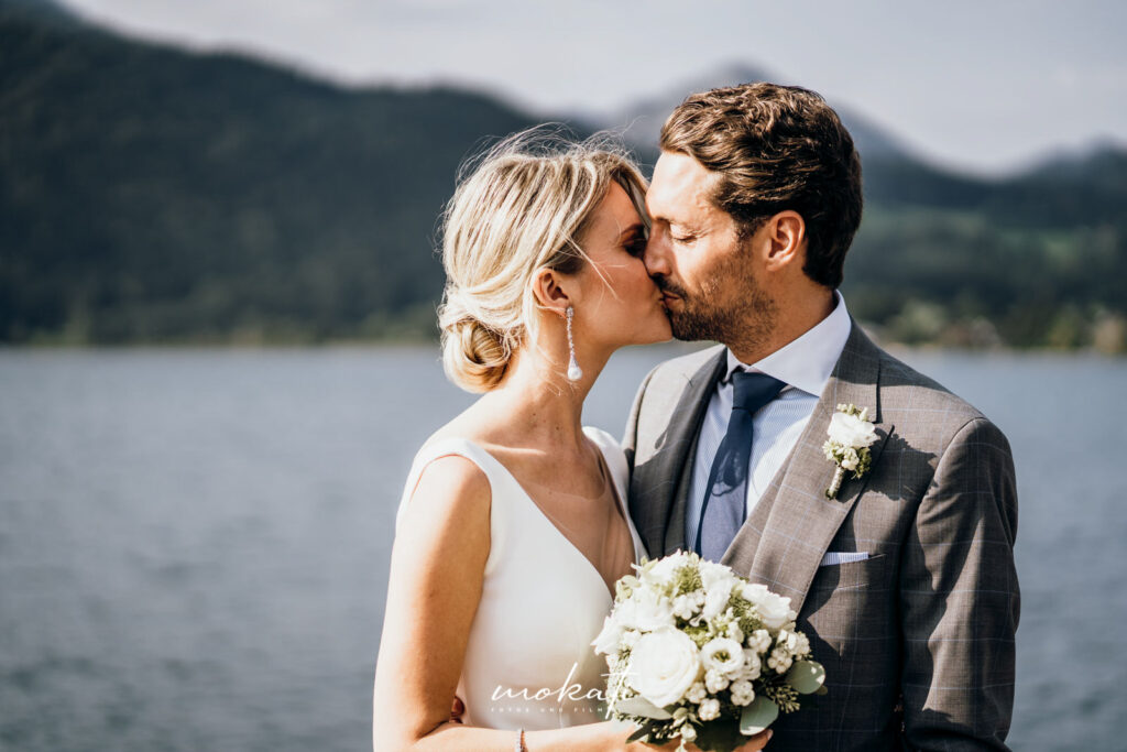 Internationale freie Trauung | Hochzeit am Gardasee | Strauß & Fliege