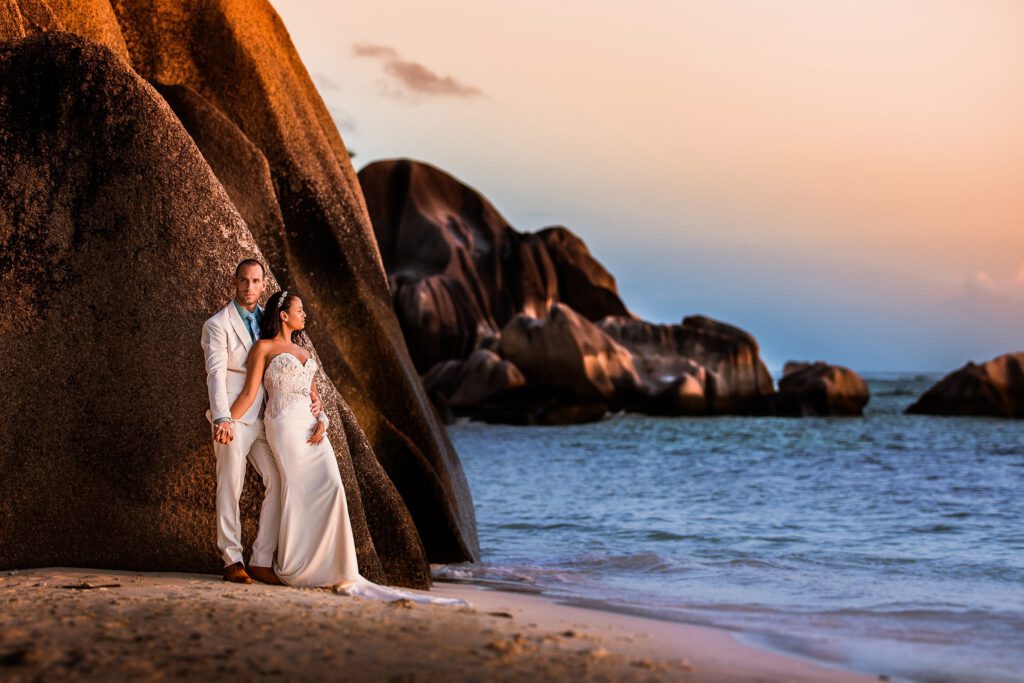 Freie Trauung im Ausland | Destination Wedding Seychellen | Strauß & Fliege