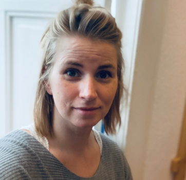 Creating a Spark: Bilingual Wedding Celebrant in Munich Aims for a Deep Connection