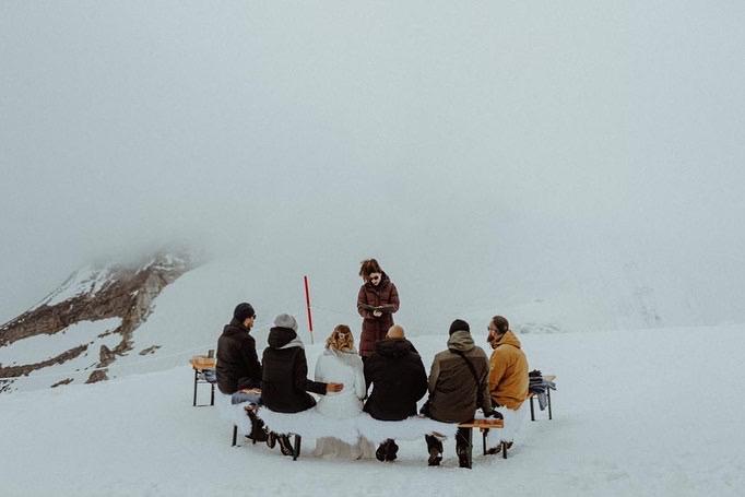 Freie Trauung auf dem Hintertuxer Gletscher Österreich | Traurednerin Clara Diemling | Strauß & Fliege