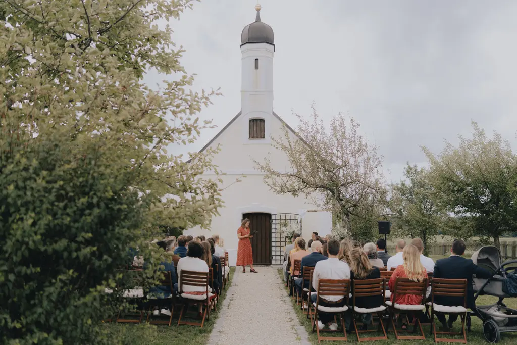 Hochzeit planen | Freie Trauung mit professionellen Trauredner:innen | Strauß & Fliege