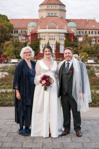 Freie Trauung mit bilingualer Traurednerin Twyla Dawn Weixl