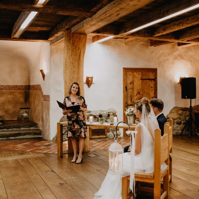 Traurednerin Nicola von Strauß & Fliege bei einer wunderschönen Hochzeit