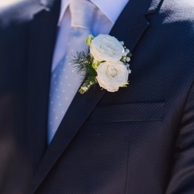 Blumen Bräutigam | Accessoires Hochzeit | Strauß & Fliege