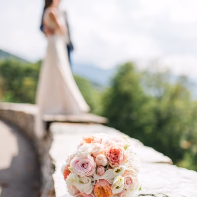 Brautstrauß sanfte Farben | Blumenstrauß Hochzeit | Strauß & Fliege