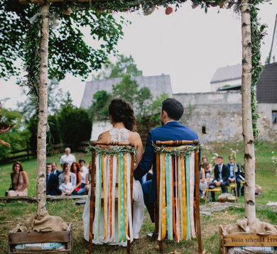 Hochzeit unter freiem Himmel mit Hochzeitsrednerin von Strauß & Fliege