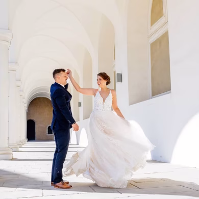 Freie Trauung im Hilton Hotel Dresden | Professionelle RednerInnen | Strauß & Fliege