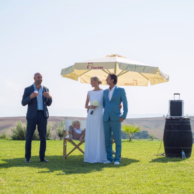 Freie Trauung in Sevilla Spanien | Destination Wedding mit Trauredner Kjel | Strauß & Fliege