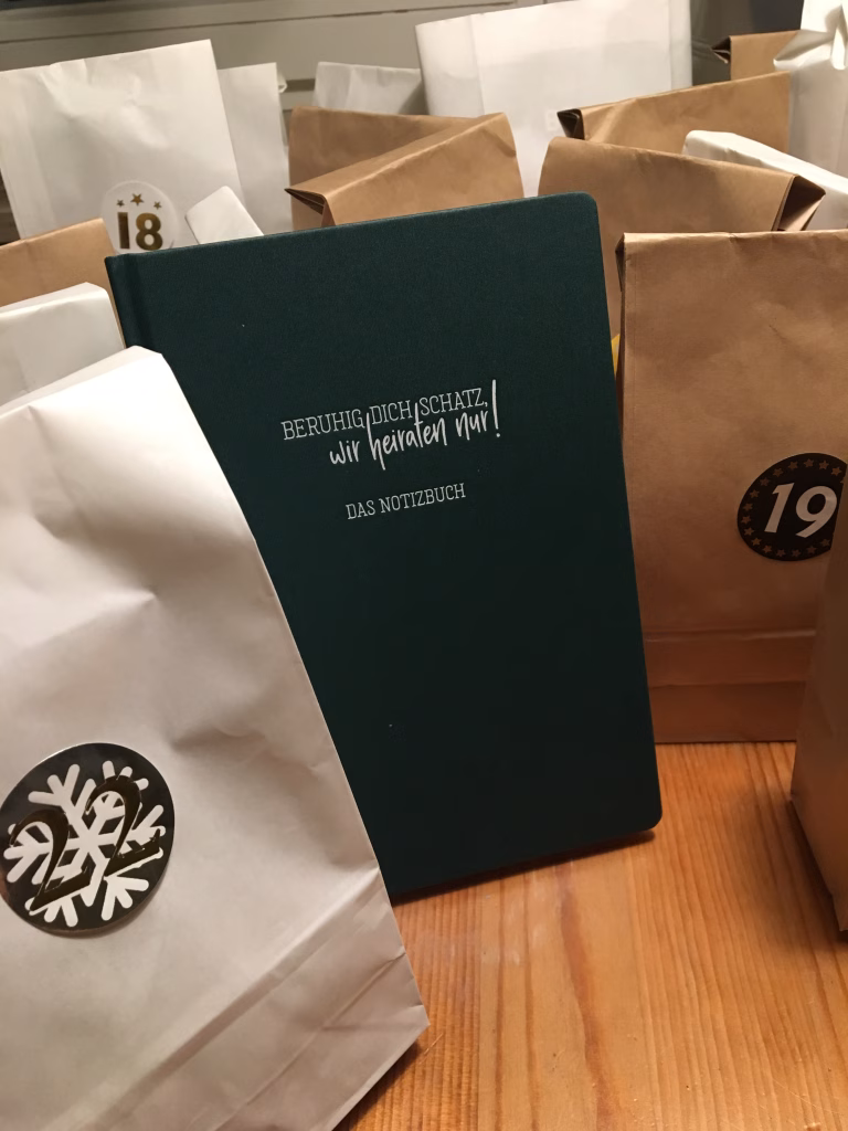 Das Strauß & Fliege Adventskalender Gewinnspiel 2020