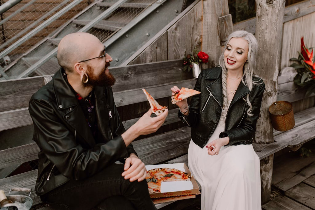 Catering Hochzeit | Freie Trauung München auf der Alten Utting | Strauß & Fliege