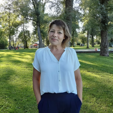Gaby Renner freut sich auf Eure Hochzeit. Trauredner Chiemsee