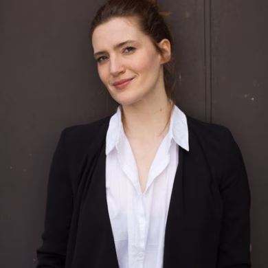 Juliane Dreyer hält Eure freie Trauung in Berlin