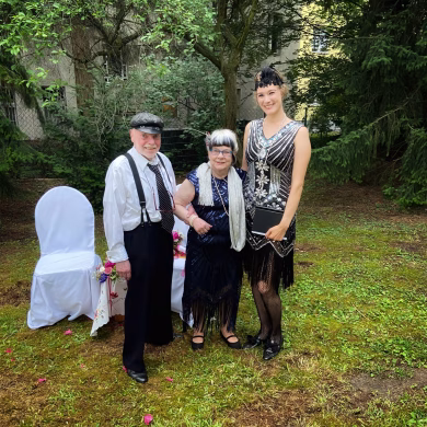 Rednerin Karien begleitet Eure Goldene Hochzeit in Berlin