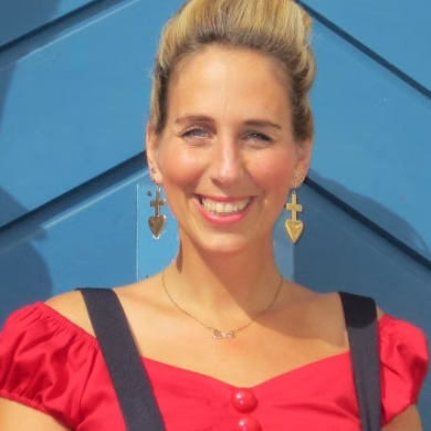 Freie Trauung mit Hochzeitsrednerin Melanie von Strauß & Fliege - auch auf bayerisch